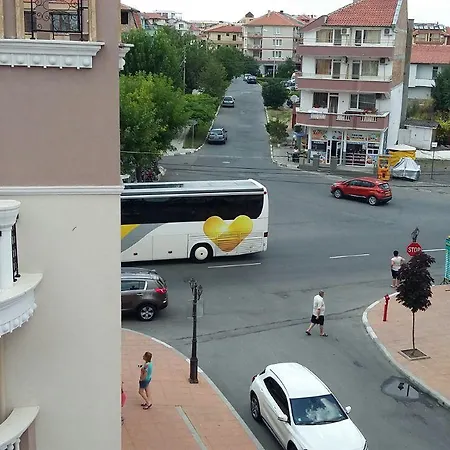 Apartamento Mellia Park